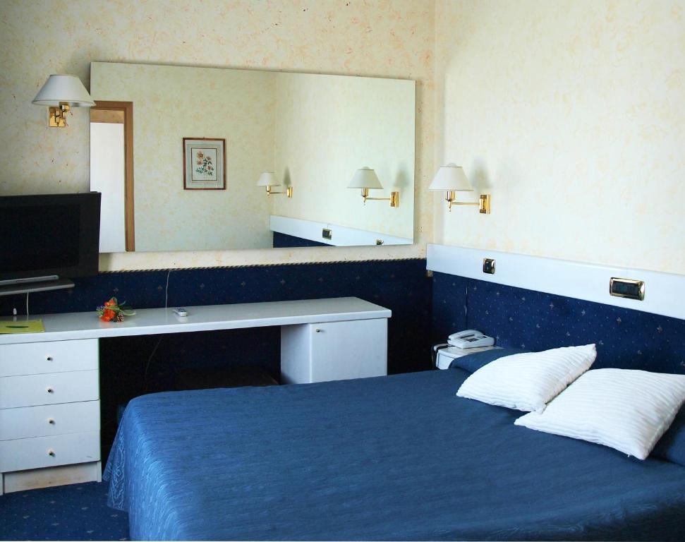 Eurohotel Piacenza Oda fotoğraf