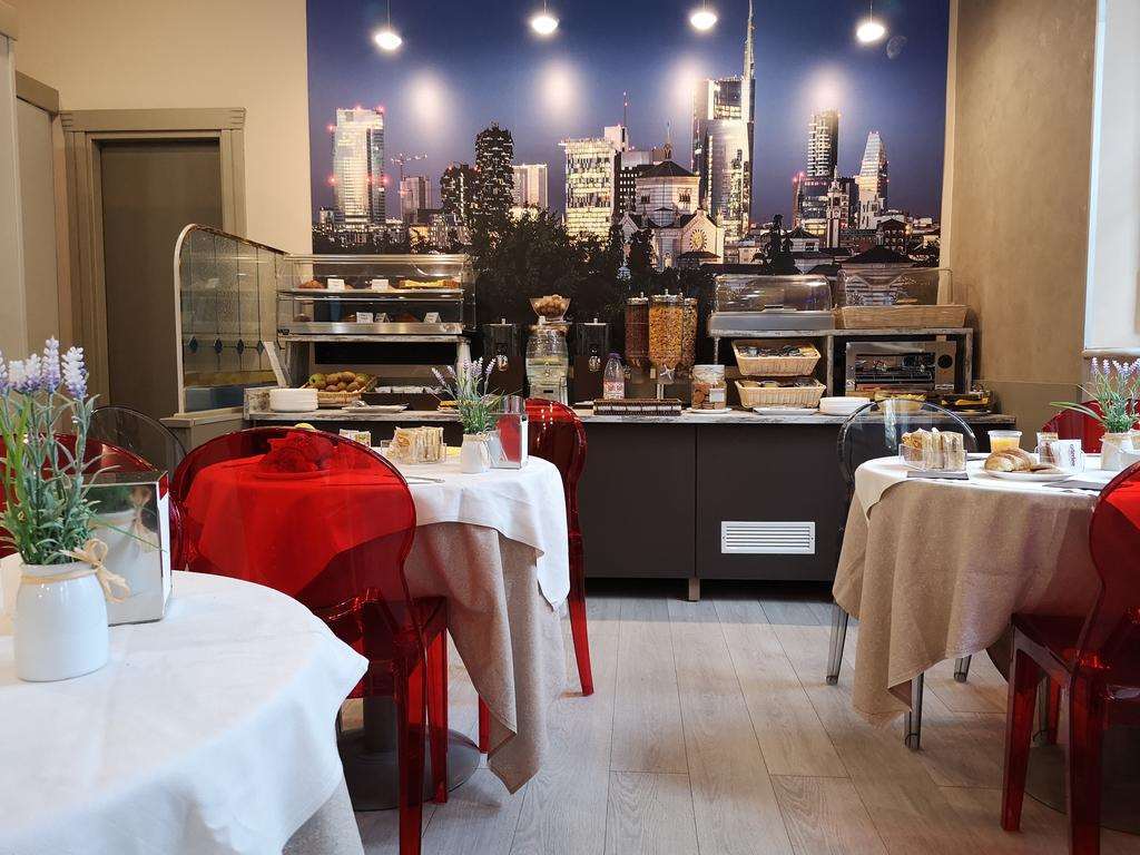 Eurohotel Piacenza Restoran fotoğraf