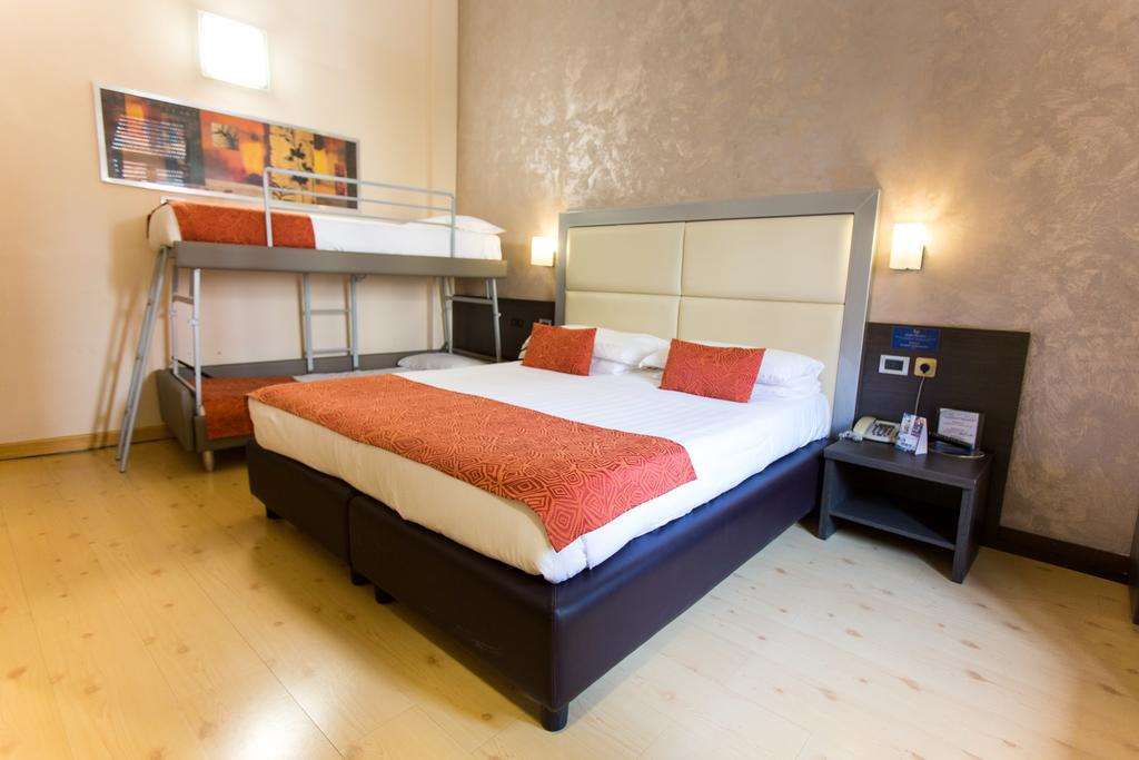 Eurohotel Piacenza Oda fotoğraf